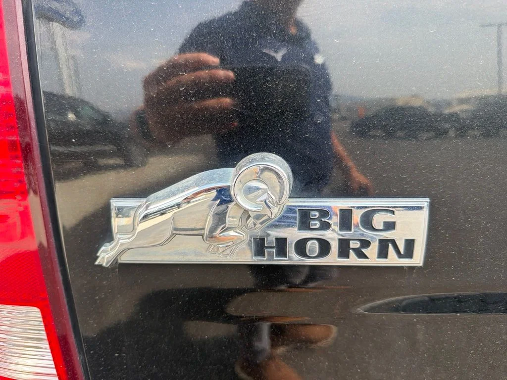 Used 2018 Brilliant Black Crystal Pearlcoat Ram Big Horn image 13