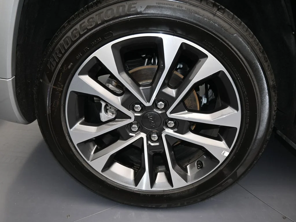 2024 Jeep Grand Cherokee Overland - Photo 48