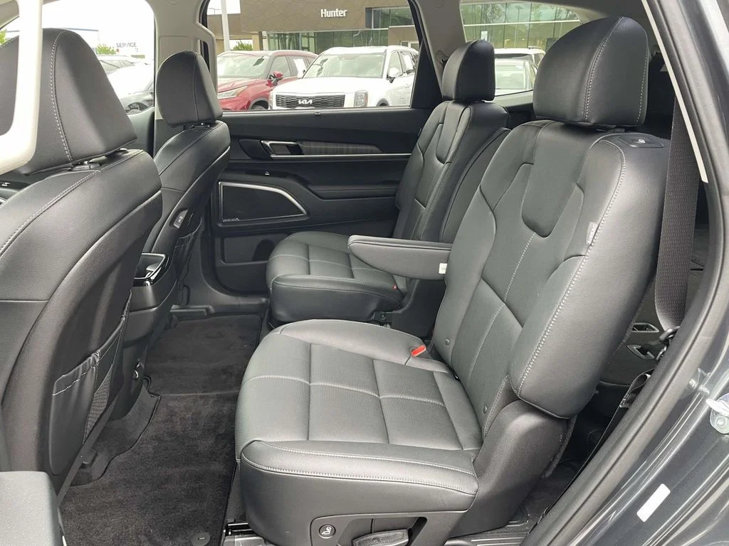 2024 Kia Telluride SX - Photo 3