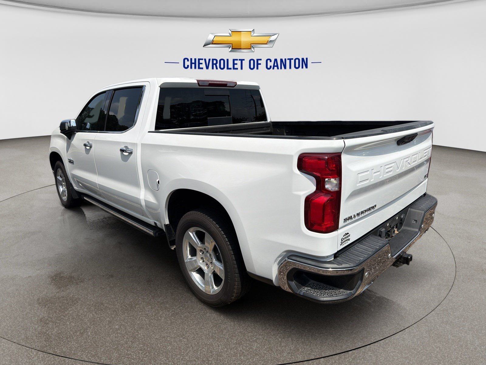 2023 Chevrolet Silverado 1500 LTZ - Photo 7