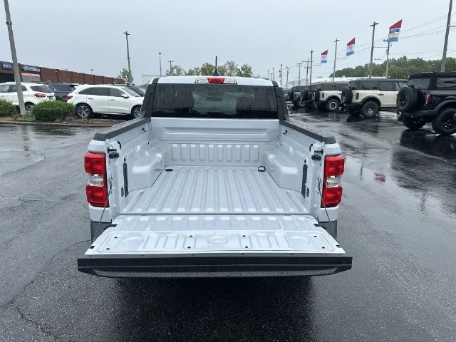 New 2026 Space White Metallic Ford XLT image 21