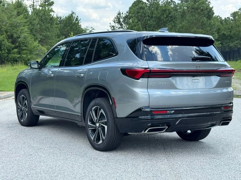 2025 Buick Enclave Sport Touring - Photo 11