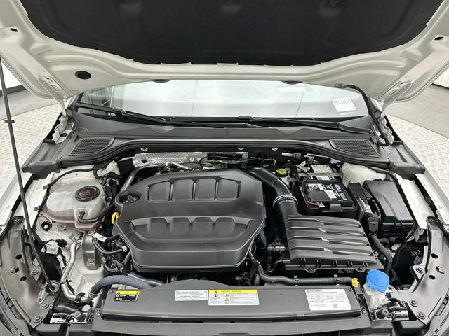Used 2024 White Volkswagen Autobahn image 28