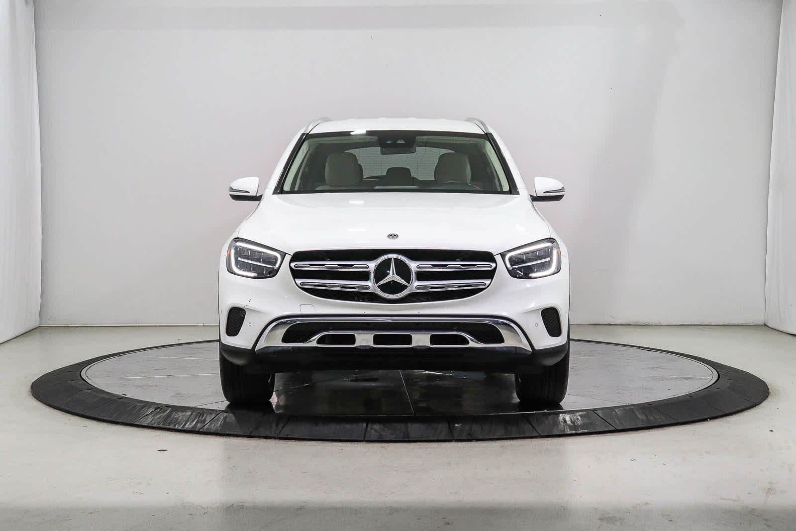 Used 2022 Polar White Mercedes-Benz GLC 300 image 6