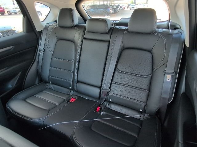 2025 Mazda CX-5 S Preferred package - Photo 8