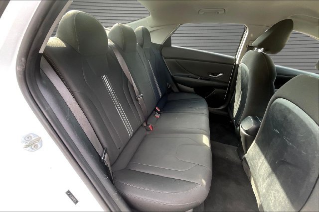 2021 Hyundai Elantra SEL - Photo 27