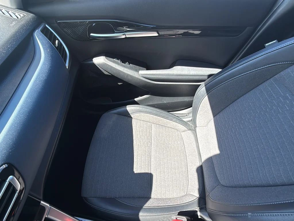 Used 2023 Blue Kia S image 27