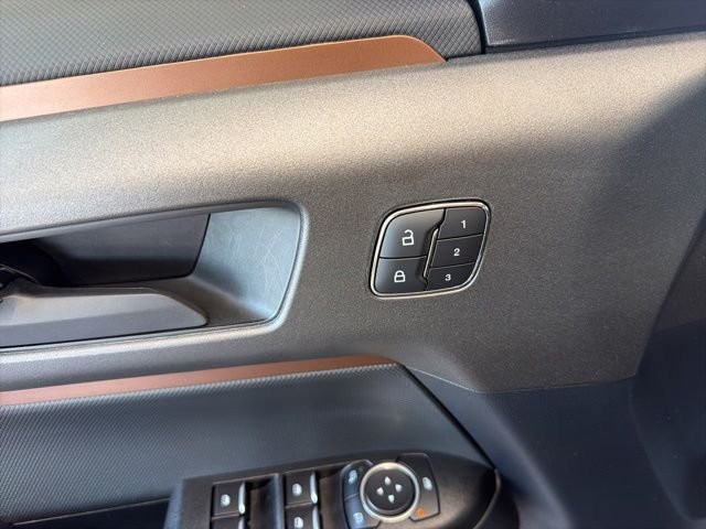 Used 2025 Black Ford Outer Banks image 17