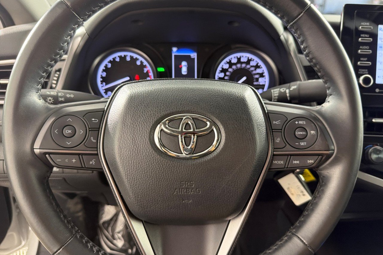 Used 2024 GREY Toyota SE image 20