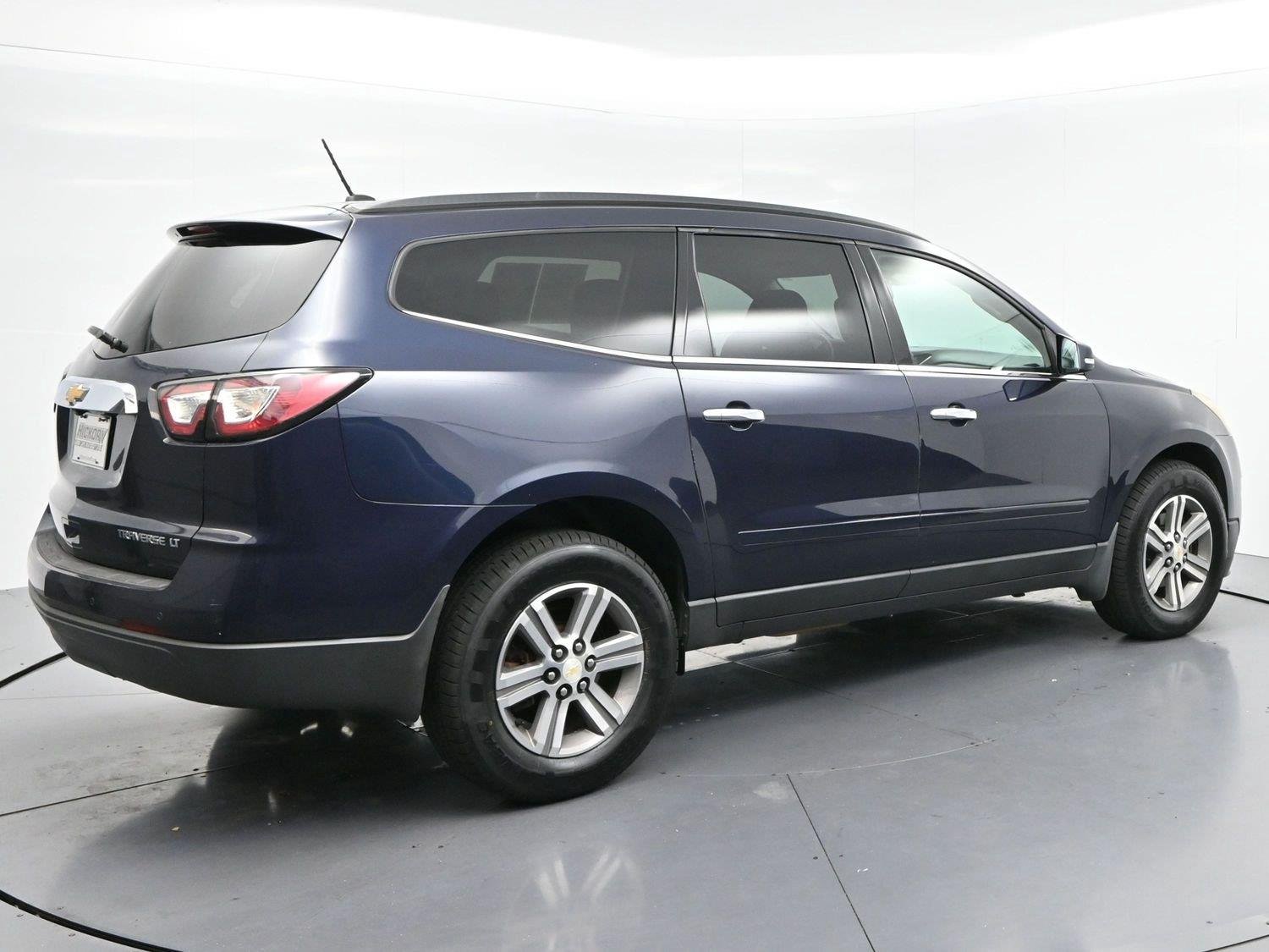 Used 2015 Blue Velvet Metallic Chevrolet LT image 7