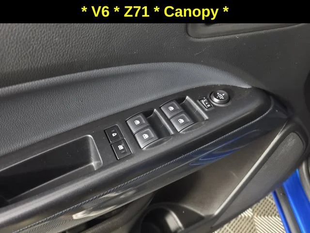 Used 2022 BRIGHT BLUE METALLIC Chevrolet 4WD Z71 image 25