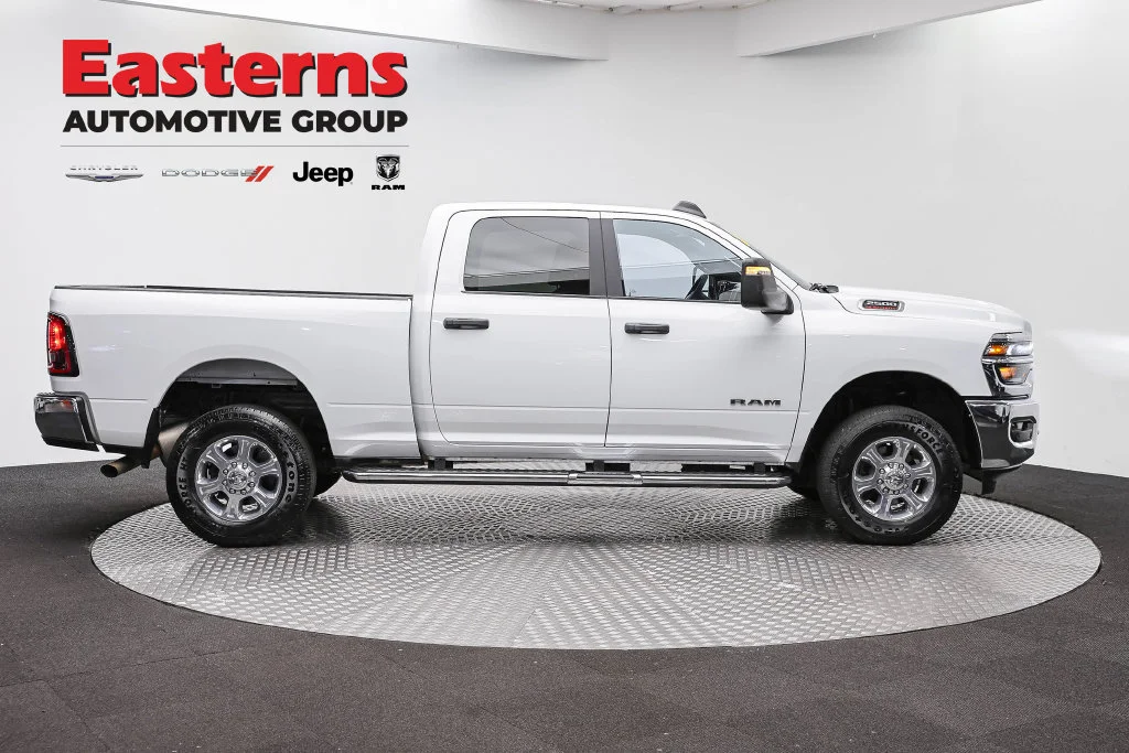 Used 2026 White Ram Big Horn image 6