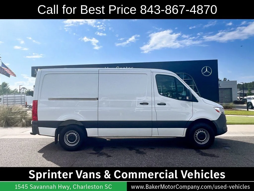 Used 2020 White Freightliner Base image 4
