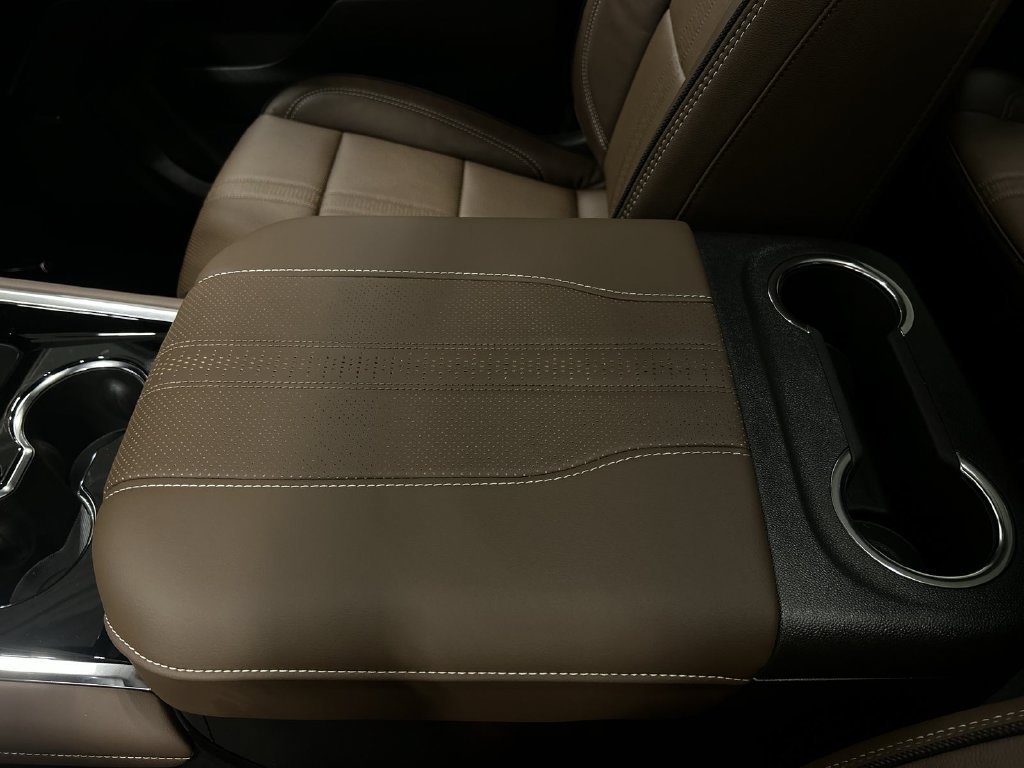 2026 Chevrolet Suburban High Country - Photo 23