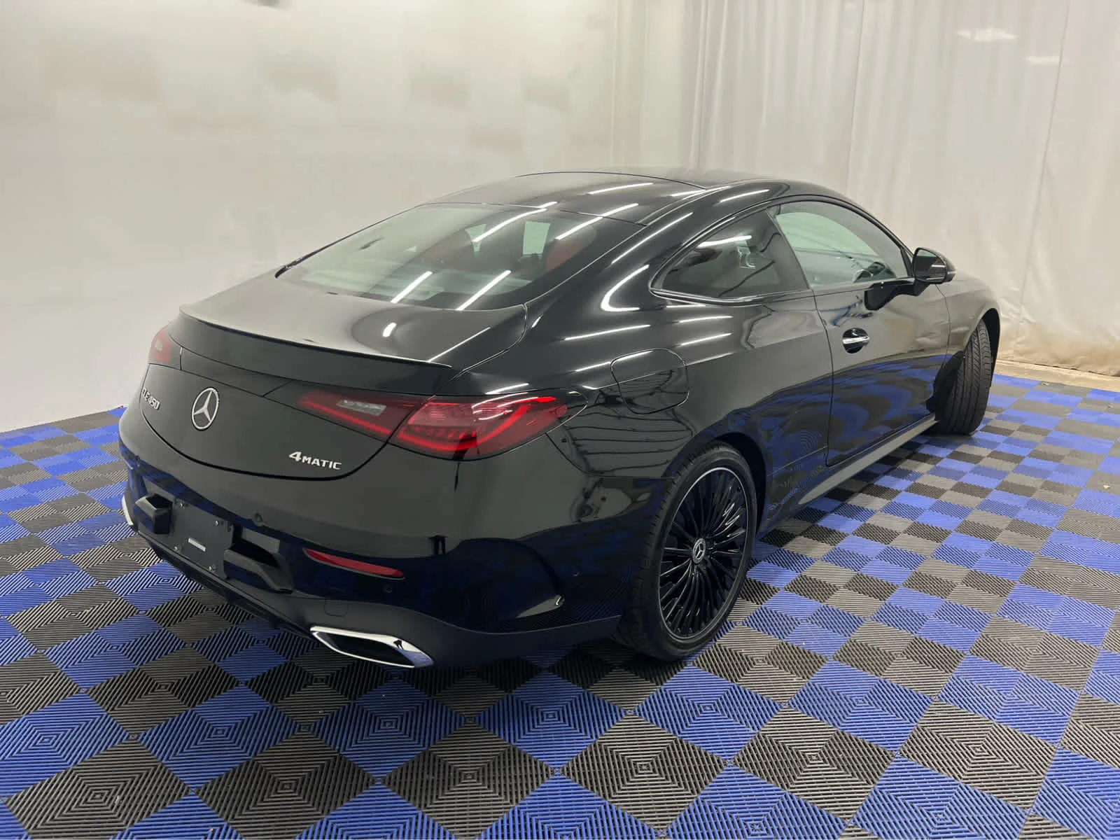 Used 2024 Obsidian Black Metallic Mercedes-Benz CLE 450 image 5