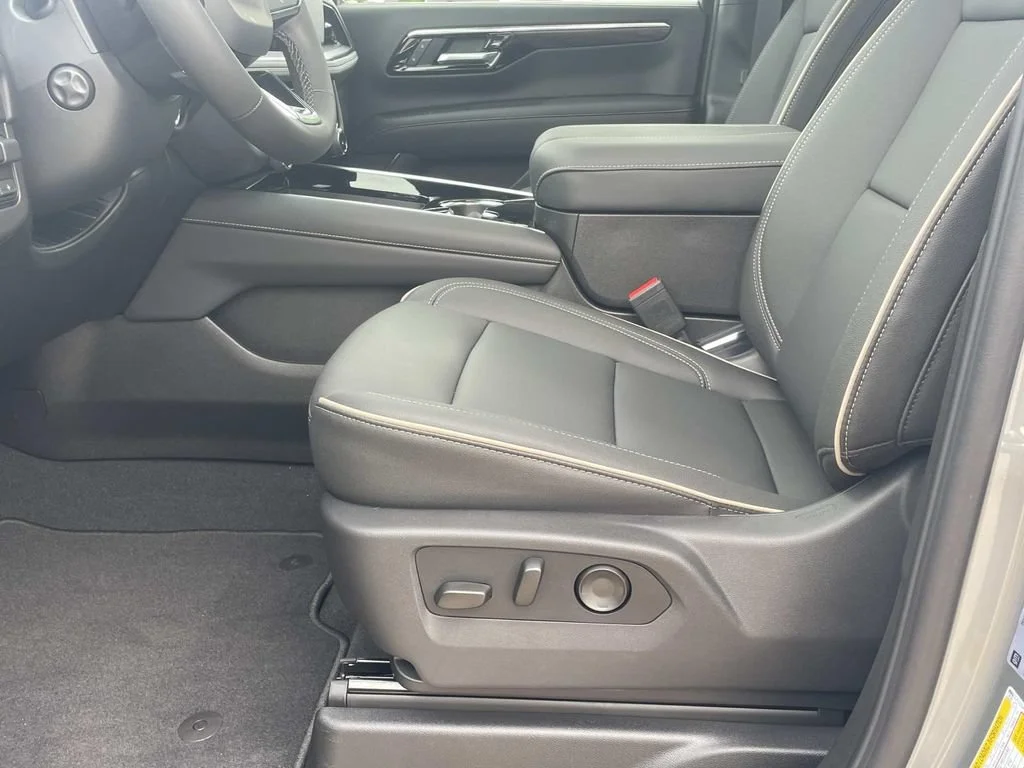 2026 Chevrolet Tahoe Premier - Photo 17