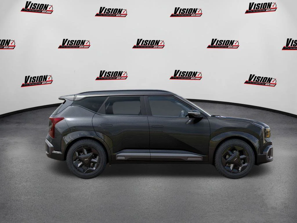 New 2027 Gray Kia X-Line S image 7