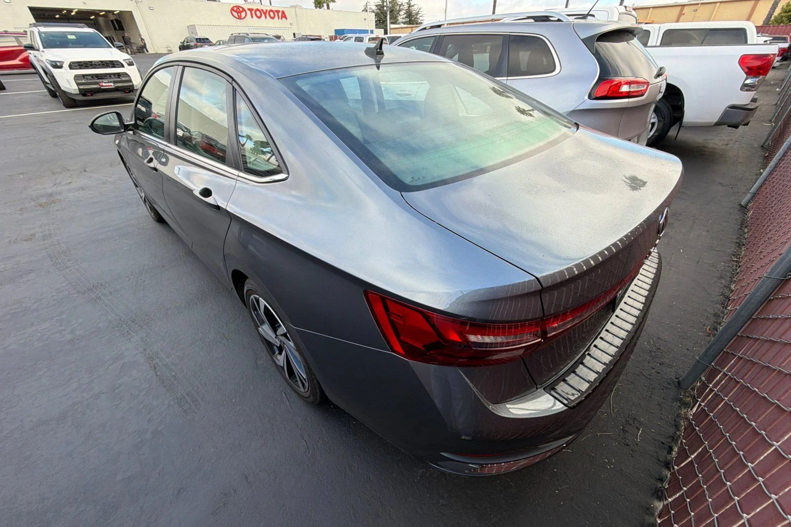 Used 2025 Gray Volkswagen 1.5T SEL image 6