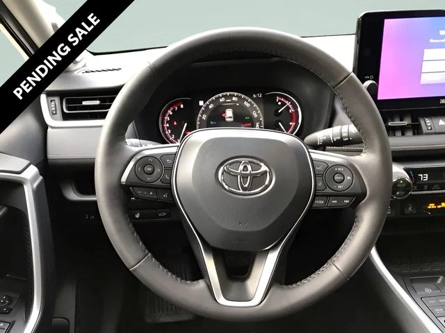 Used 2025 Gray Toyota XLE Premium image 18