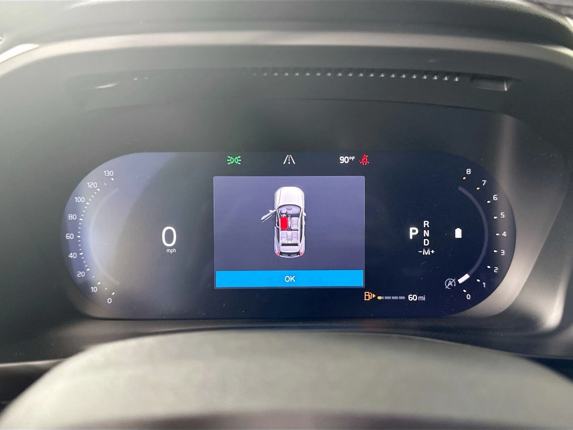 2026 Volvo XC40 Plus - Photo 11