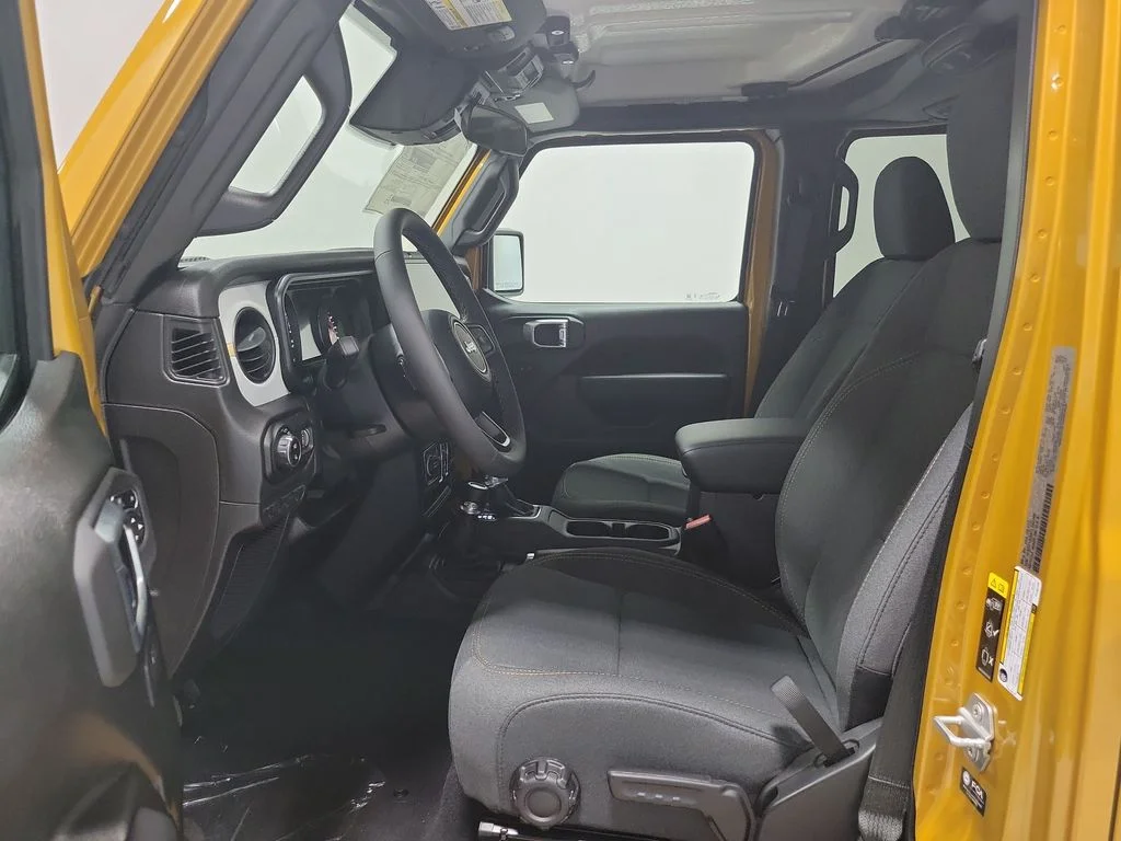 New 2026 Goldilocks (DISC) Jeep Sport S image 10