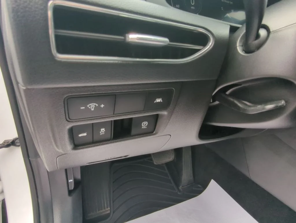 Certified Used 2023 White Hyundai Limited image 14