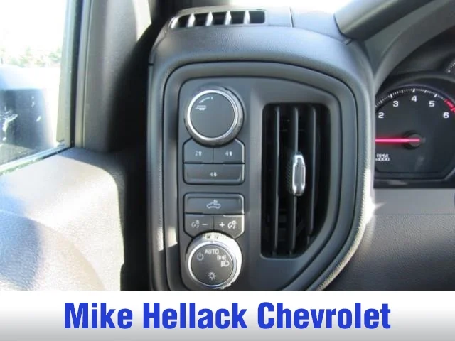 2026 Chevrolet Silverado 2500 HD Custom - Photo 16