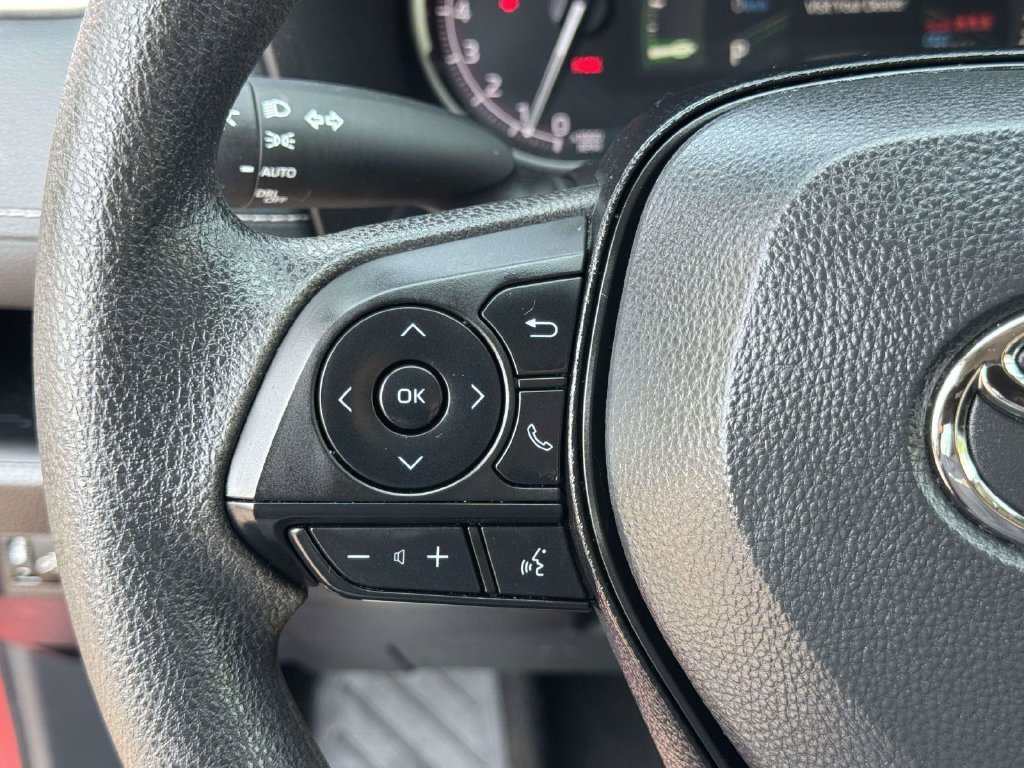 Used 2025 Red Toyota XLE image 11