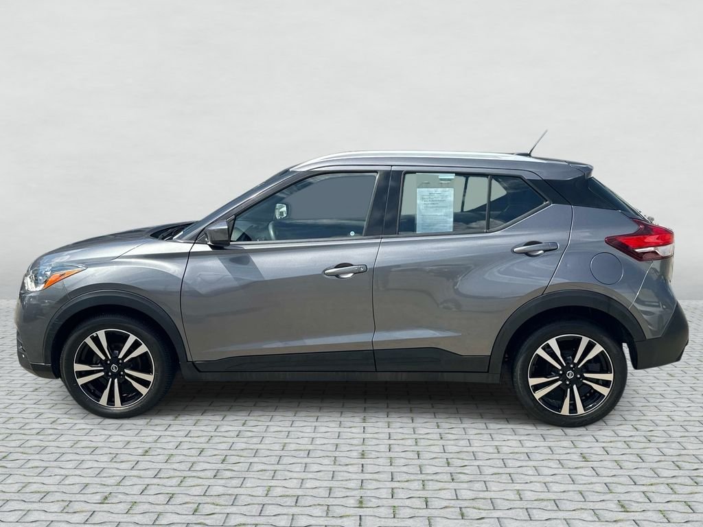 Used 2019 Gun Metallic Nissan SV image 5