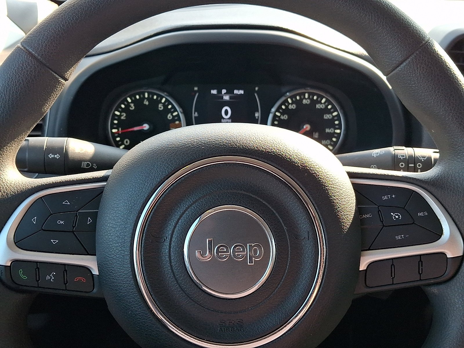Used 2023 Slate Blue Pearlcoat Jeep Latitude image 18