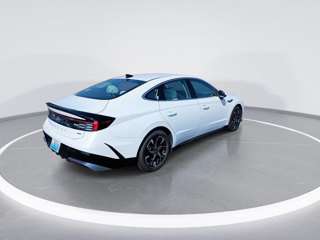 2025 Hyundai Sonata SEL - Photo 8