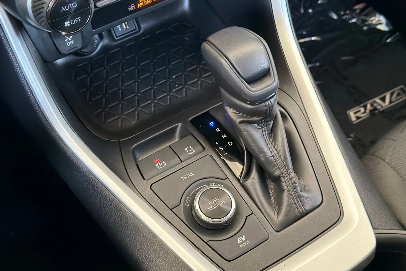 Certified Used 2024 Midnight Black Metallic Toyota Hybrid XLE image 20