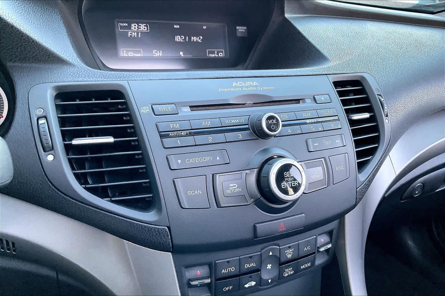 Used 2010 Crystal Black Pearl Acura  image 27