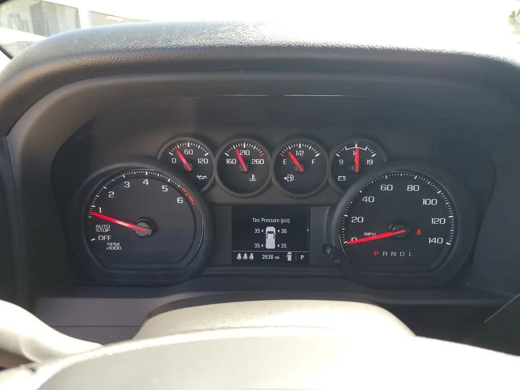 Used 2024 Summit White Chevrolet Custom Trail Boss image 30