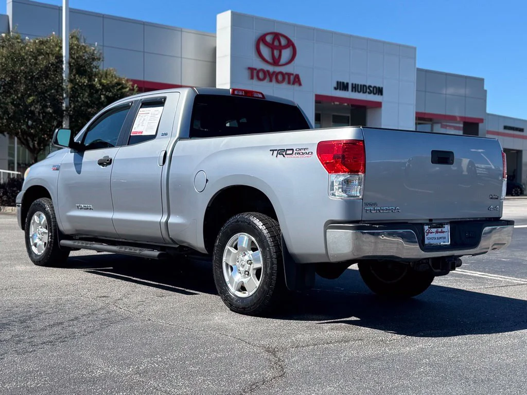 Used 2011 Silver Toyota Grade image 9