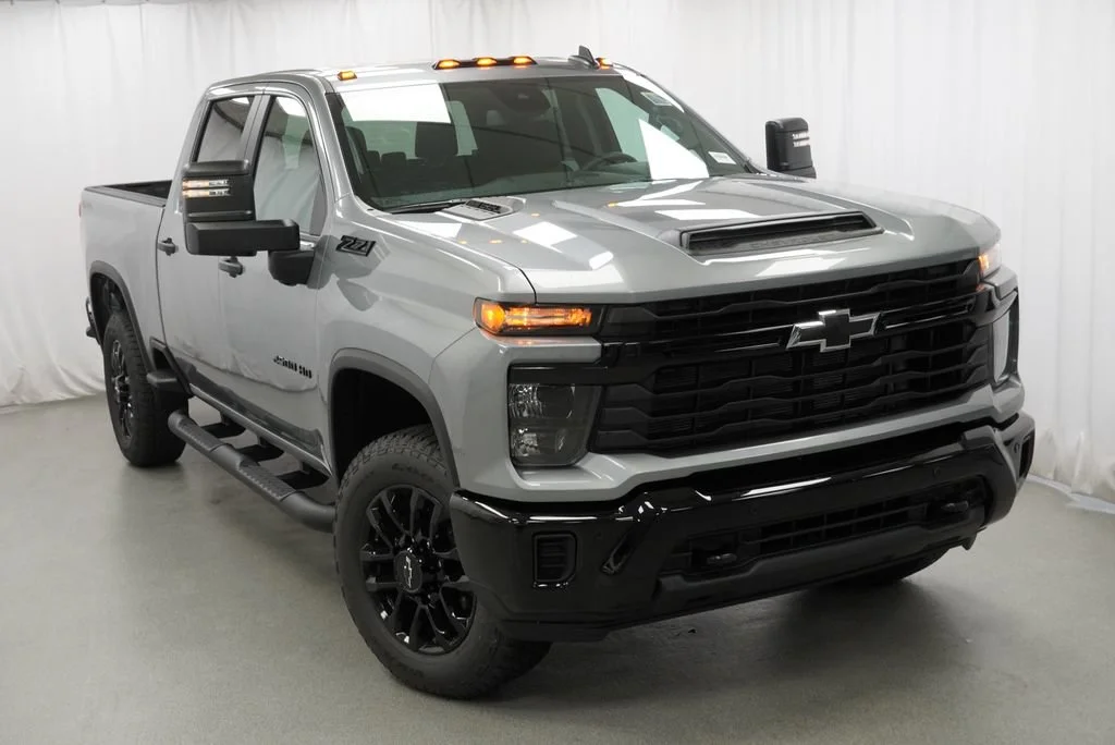 New 2026 Sterling Gray Metallic Chevrolet Custom image 35