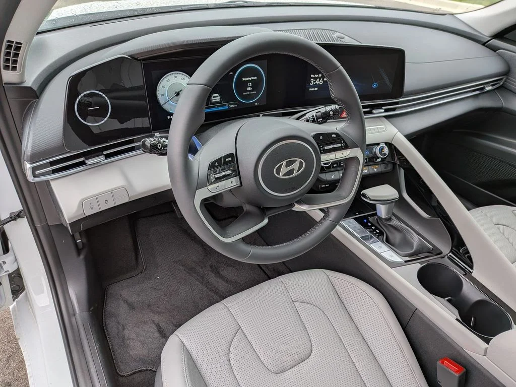 New 2026 White Hyundai Limited image 10