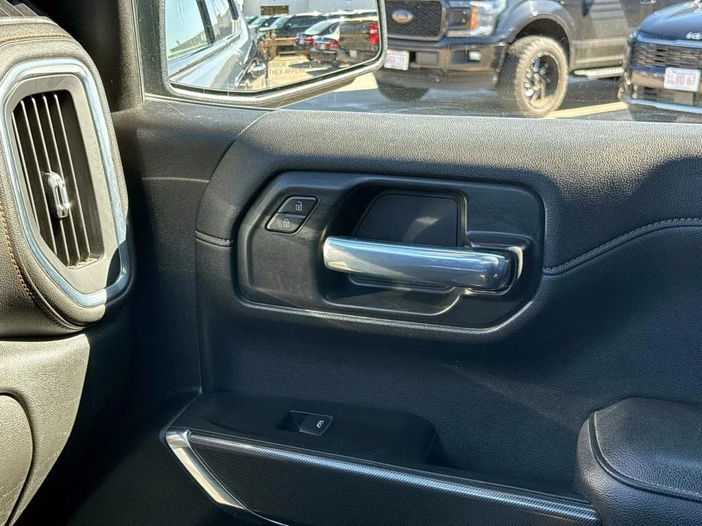 Used 2021 Sky GMC AT4 image 27
