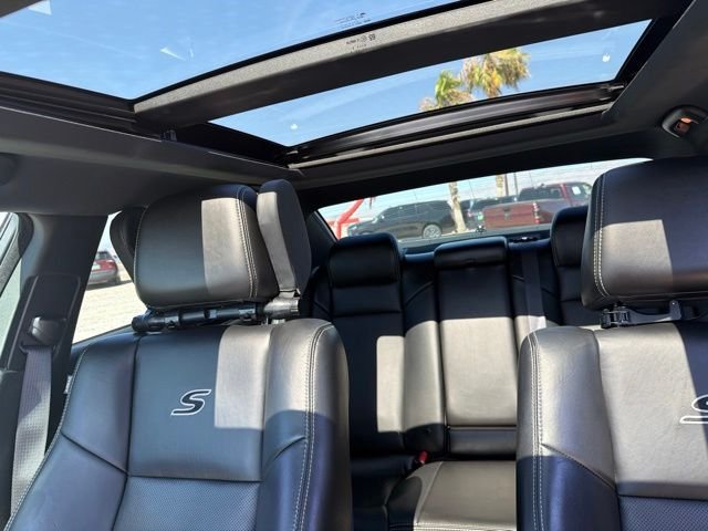 Used 2021 White Chrysler S image 7