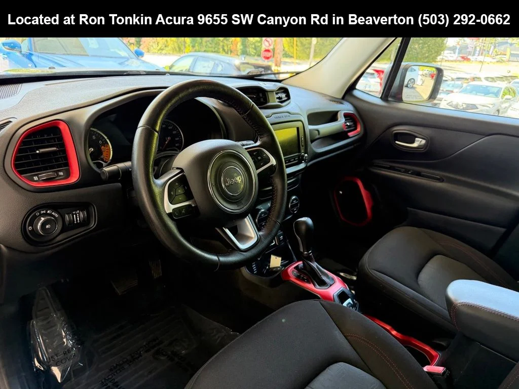 Used 2016 Black Jeep Trailhawk image 16