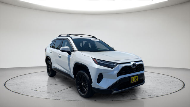 2022 Toyota RAV4 Hybrid SE