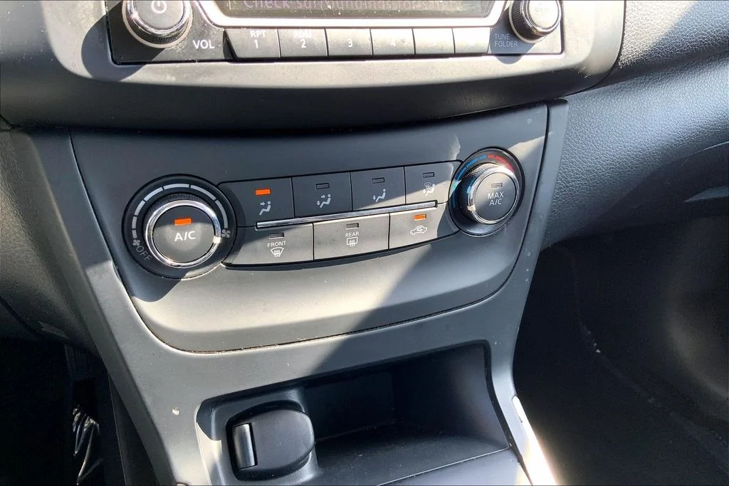 Used 2018 Brilliant Silver Metallic Nissan S image 29