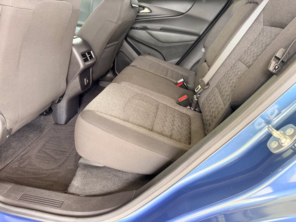 Used 2024 Lakeshore Blue Metallic Chevrolet LT image 30