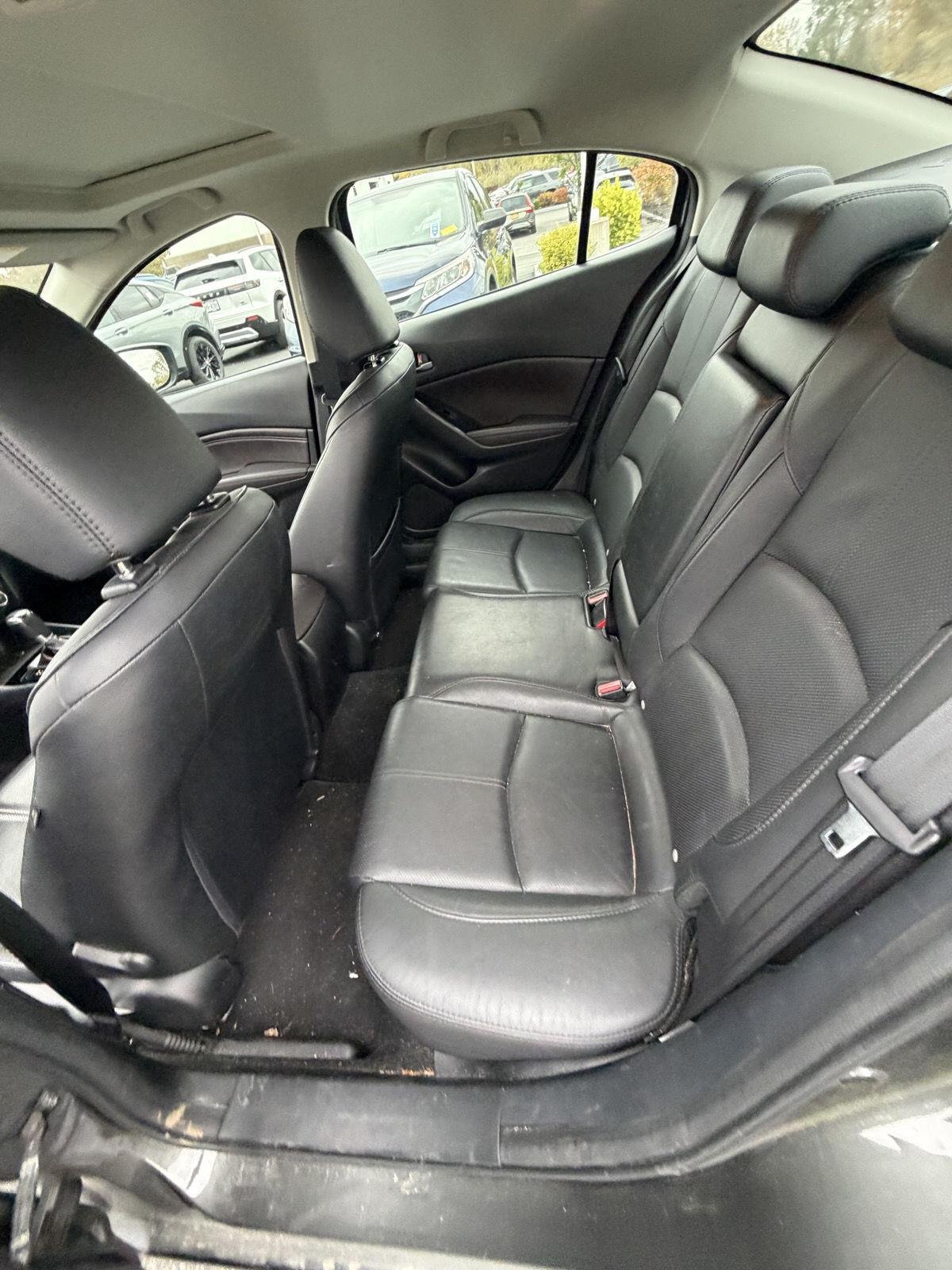 Used 2018 Machine Gray Metallic Mazda Grand Touring image 12