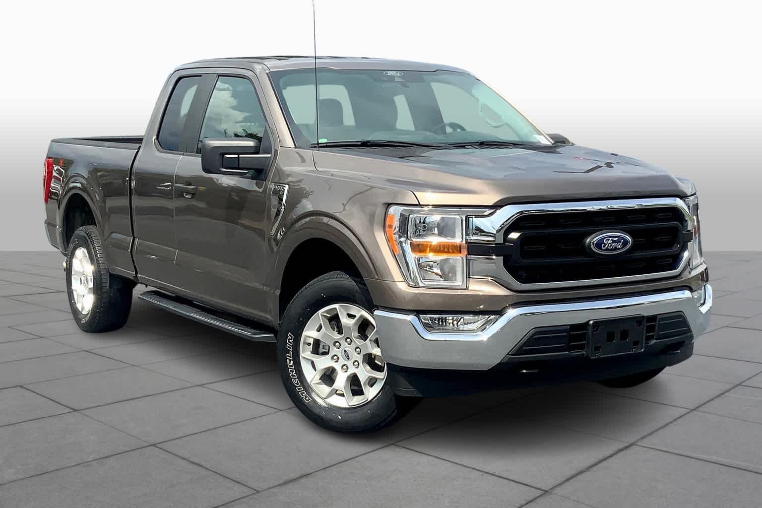 Used 2021 Stone Gray Metallic Ford XLT image 3