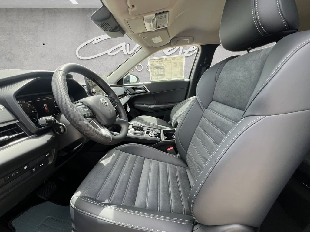 New 2026 Gray Nissan SL image 20