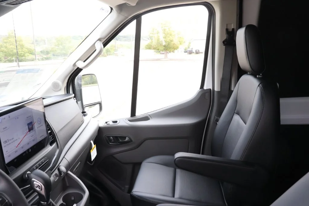 New 2027 Oxford White Ford Cargo Van image 15