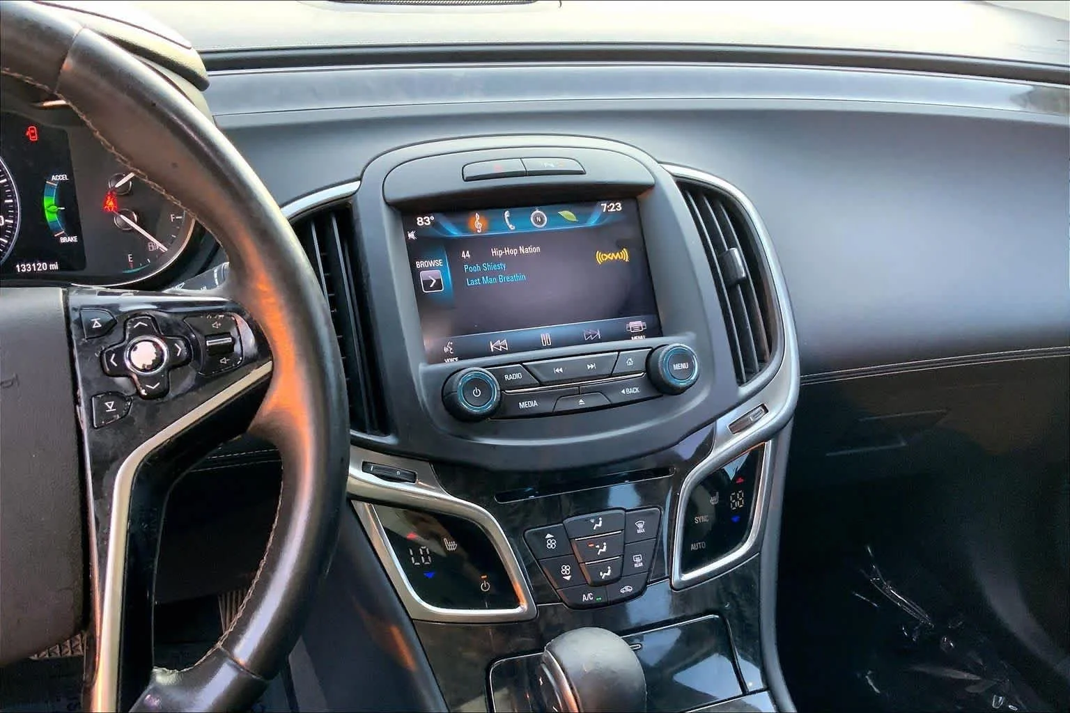 Used 2014 Smoky Gray Metallic Buick Leather image 6