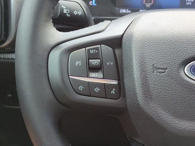 New 2026 Marsh Gray Ford XLT image 23