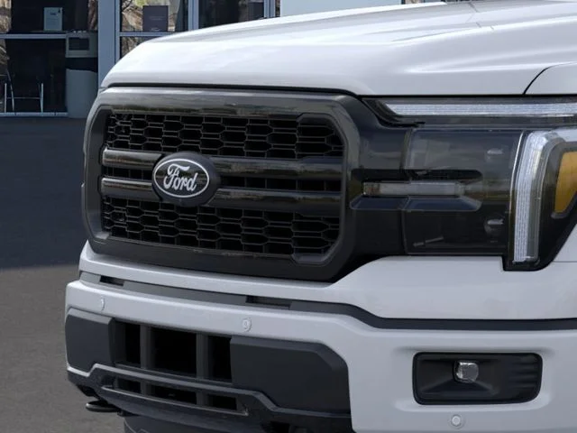 New 2026 Oxford White Ford Lariat image 17